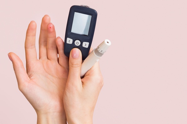 Контроль рівня цукру в крові: важливість регулярних аналізів на діабет